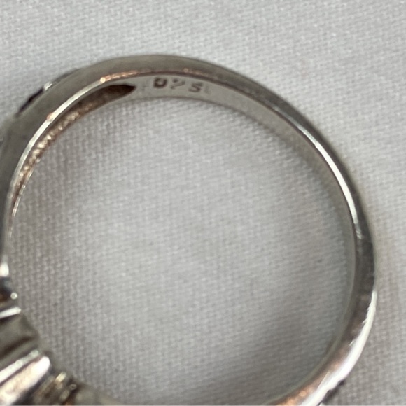 Cubic zirconia faceted solitaire 925 sterling silver filigree ring - Picture 8 of 8